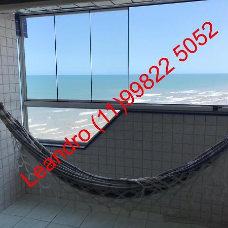 Lindo Apartamento para alugar na Praia Grande pé na Areia Frente ao Mar Praia Grande (Santos) Exterior foto