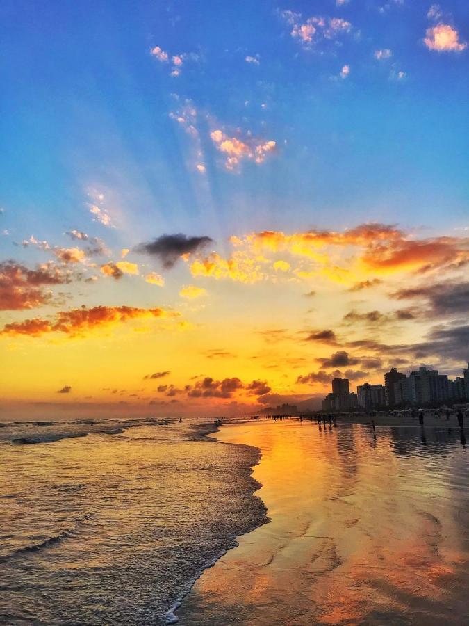 Lindo Apartamento para alugar na Praia Grande pé na Areia Frente ao Mar Praia Grande (Santos) Exterior foto