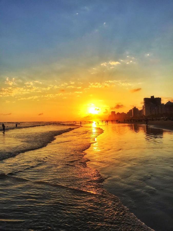 Lindo Apartamento para alugar na Praia Grande pé na Areia Frente ao Mar Praia Grande (Santos) Exterior foto